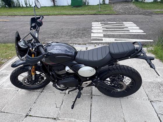 TRIUMPH SCRAMBLER 400 XC 